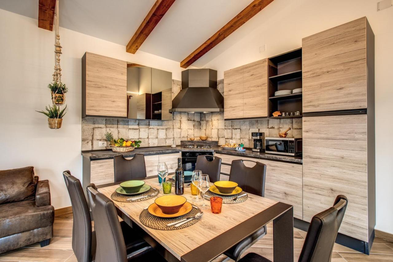 Chez Marie' - Modern Apartment In Countryside سورينتو المظهر الخارجي الصورة