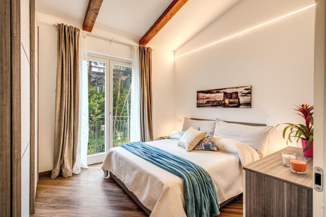 Chez Marie' - Modern Apartment In Countryside سورينتو المظهر الخارجي الصورة