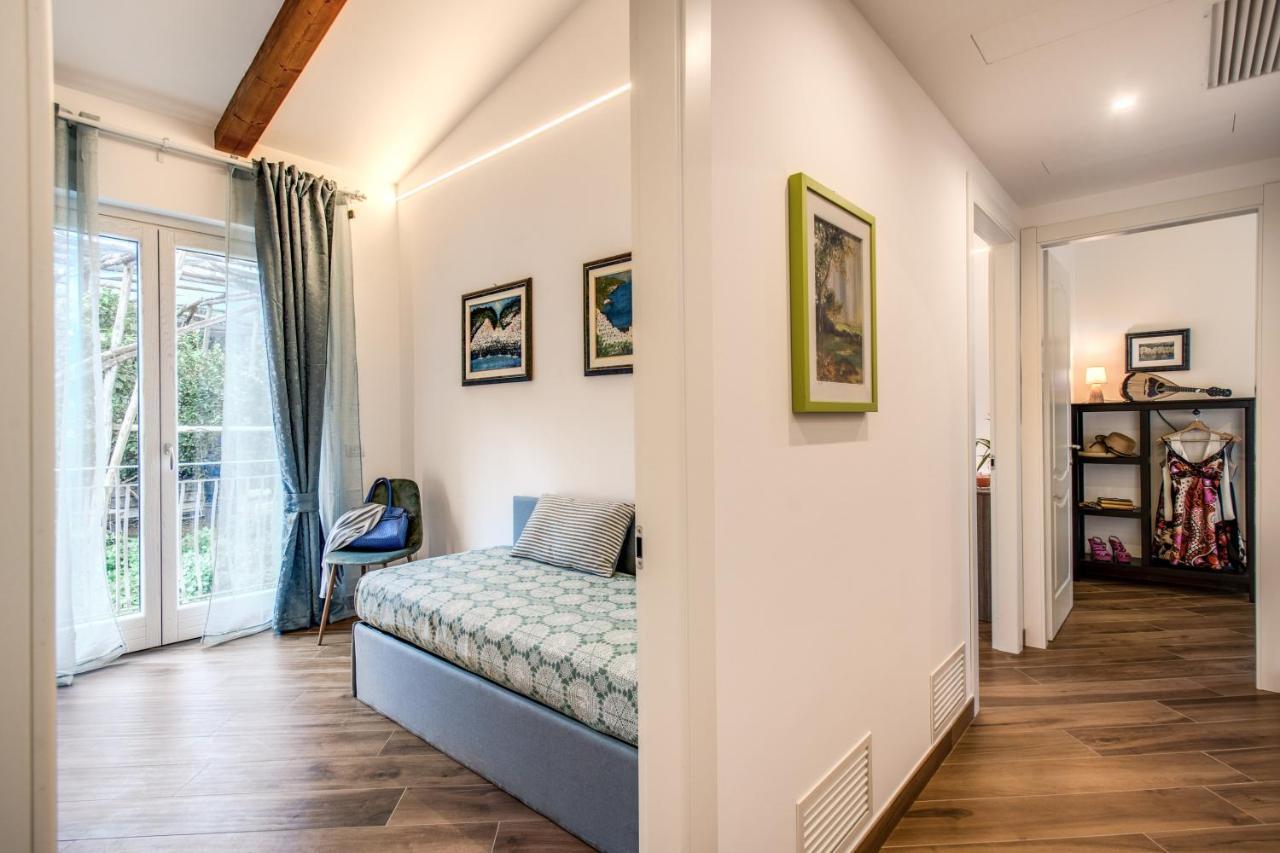 Chez Marie' - Modern Apartment In Countryside سورينتو المظهر الخارجي الصورة
