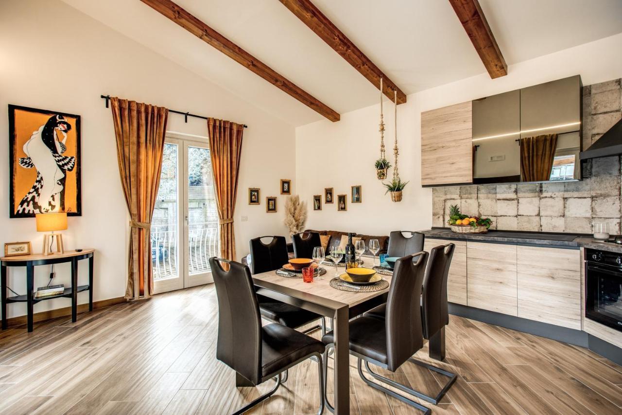 Chez Marie' - Modern Apartment In Countryside سورينتو المظهر الخارجي الصورة
