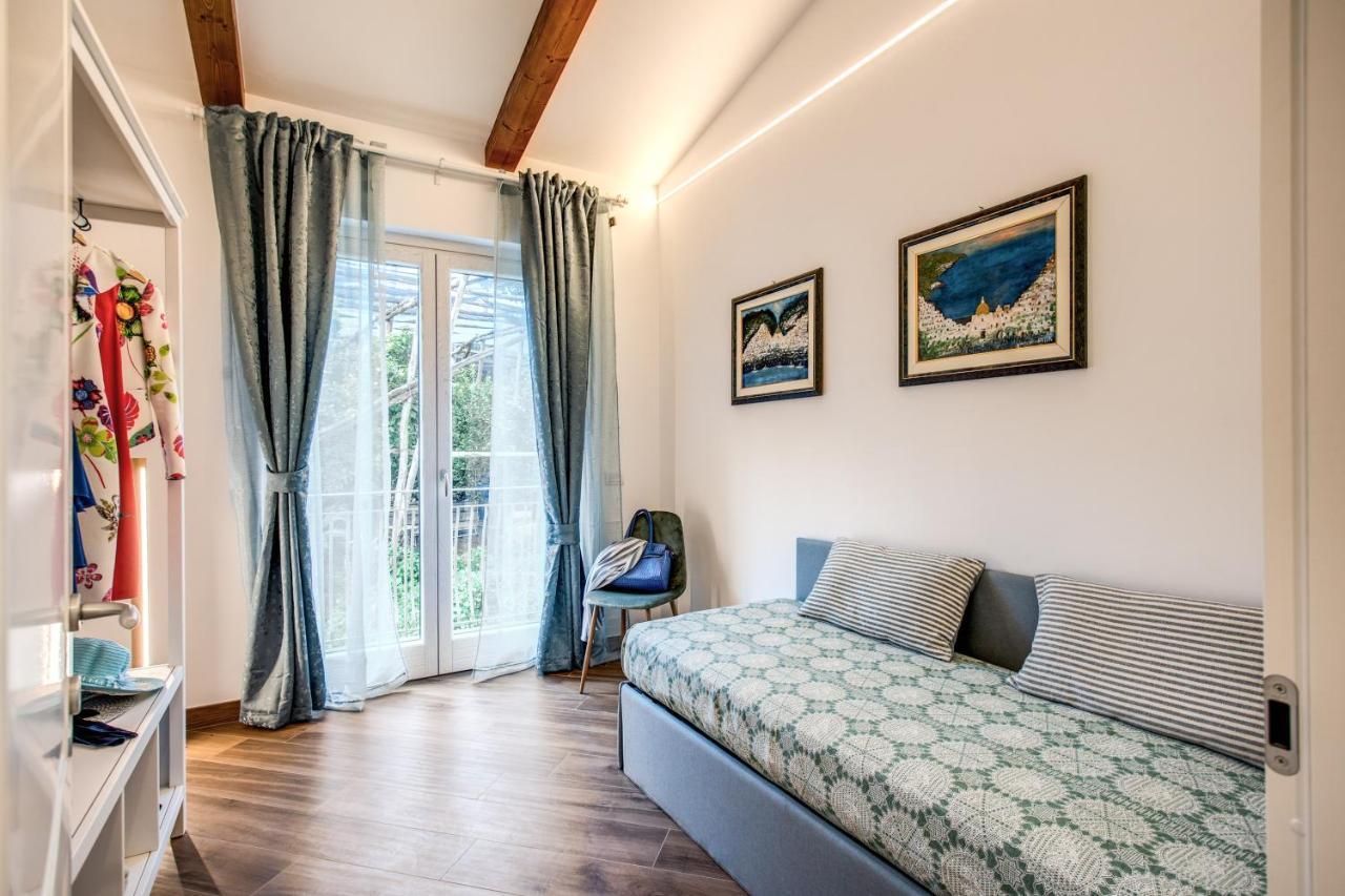 Chez Marie' - Modern Apartment In Countryside سورينتو المظهر الخارجي الصورة
